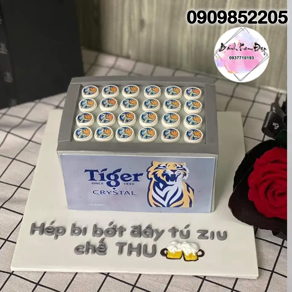 Bánh sinh nhật thùng bia Tiger bạc