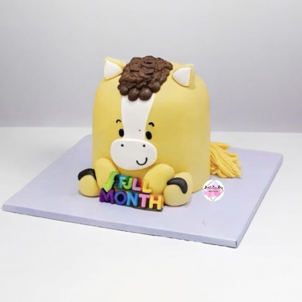 Bánh tạo hình con ngựa cho bé tuổi Ngọ